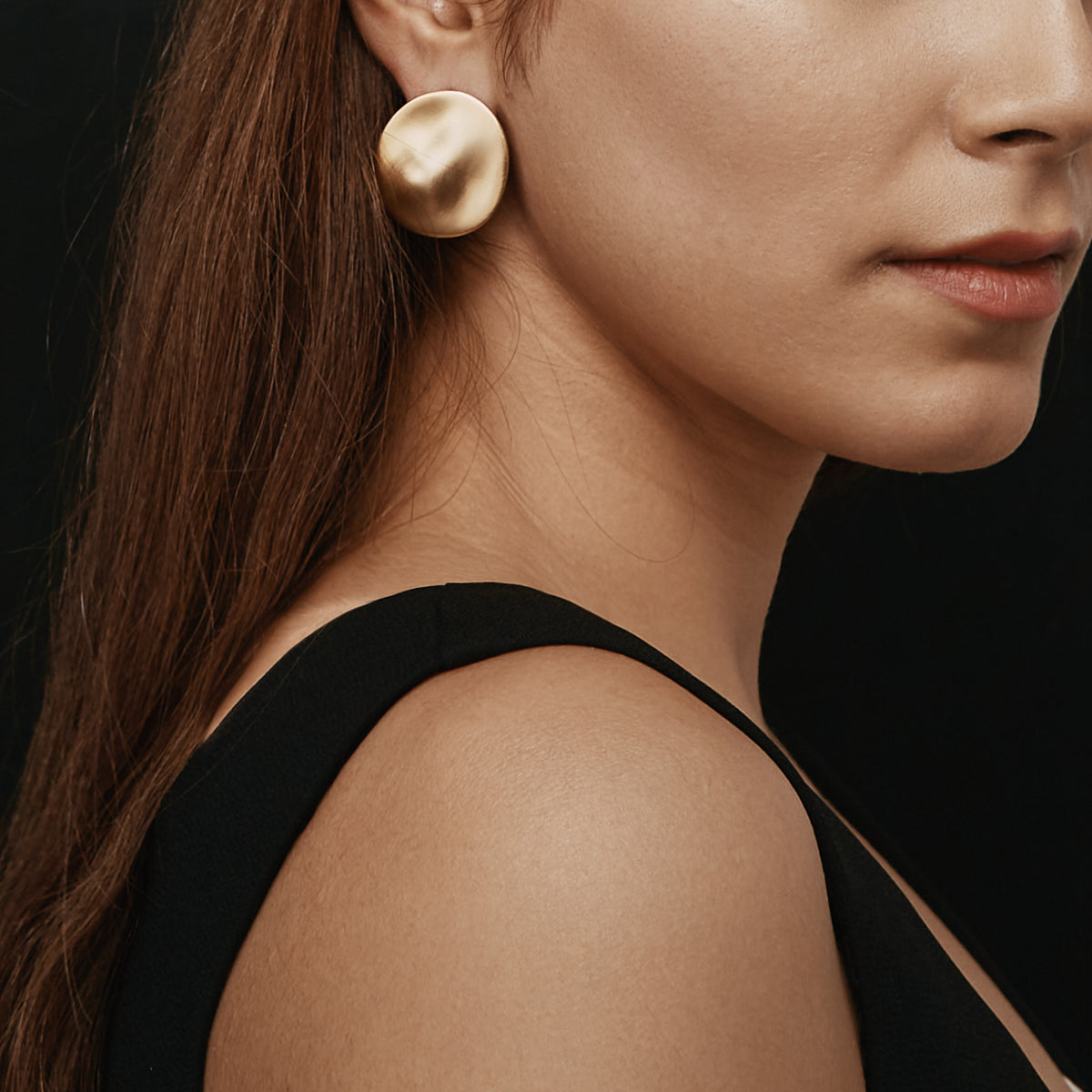 Judith Large Round Gold Clip-On Earrings | Ben-Amun Jewelry