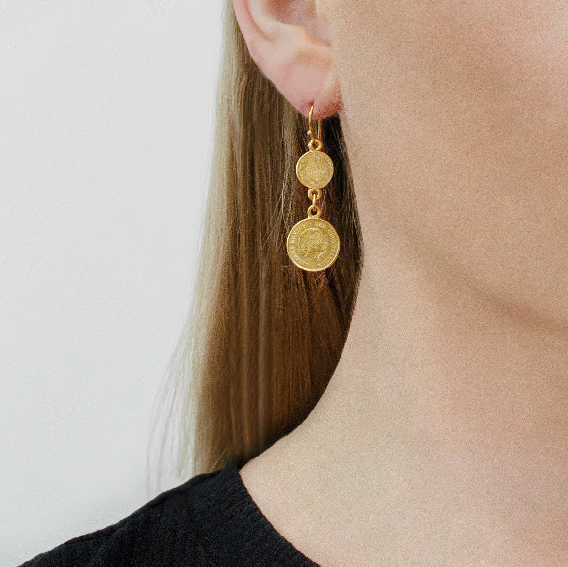 Amora Earrings